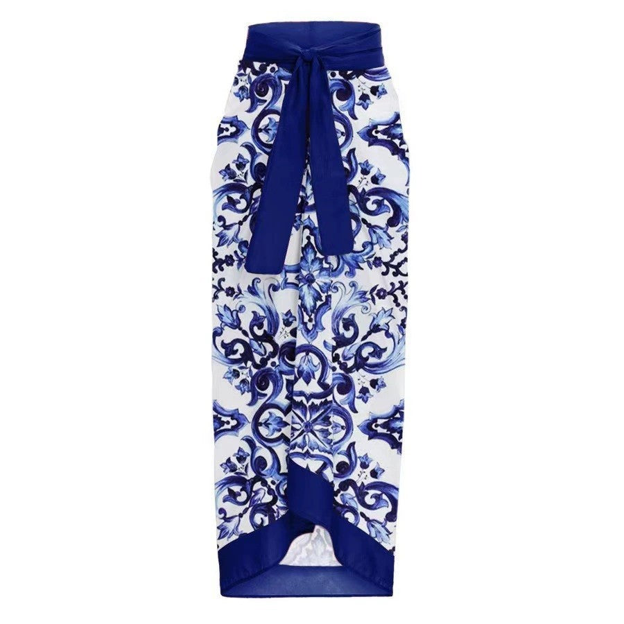 Blue and white porcelain print retro beach vacation hot spring swimsuit