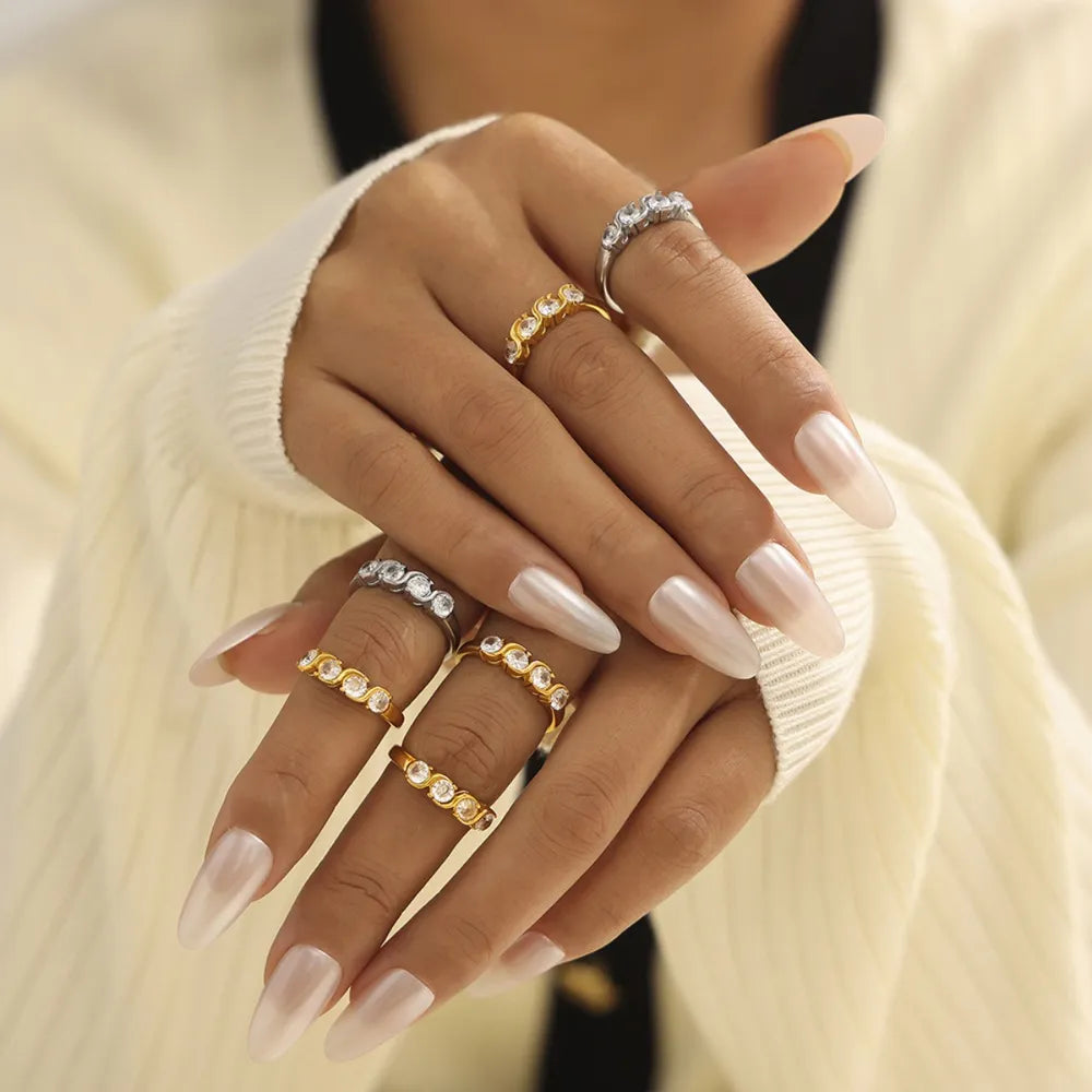 Real gold color preservation cold palace style stainless steel jewelry for women