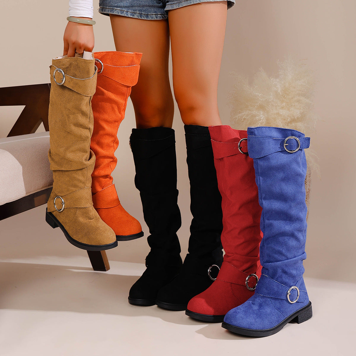 Pleated Flat-Bottom Western Cowboy Boots with Belt Buckle