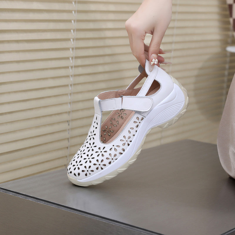 Comfortable flat heeled women's shoes with laser cut holes in the cowhide toe layer sandals with soft low and oversized shoes