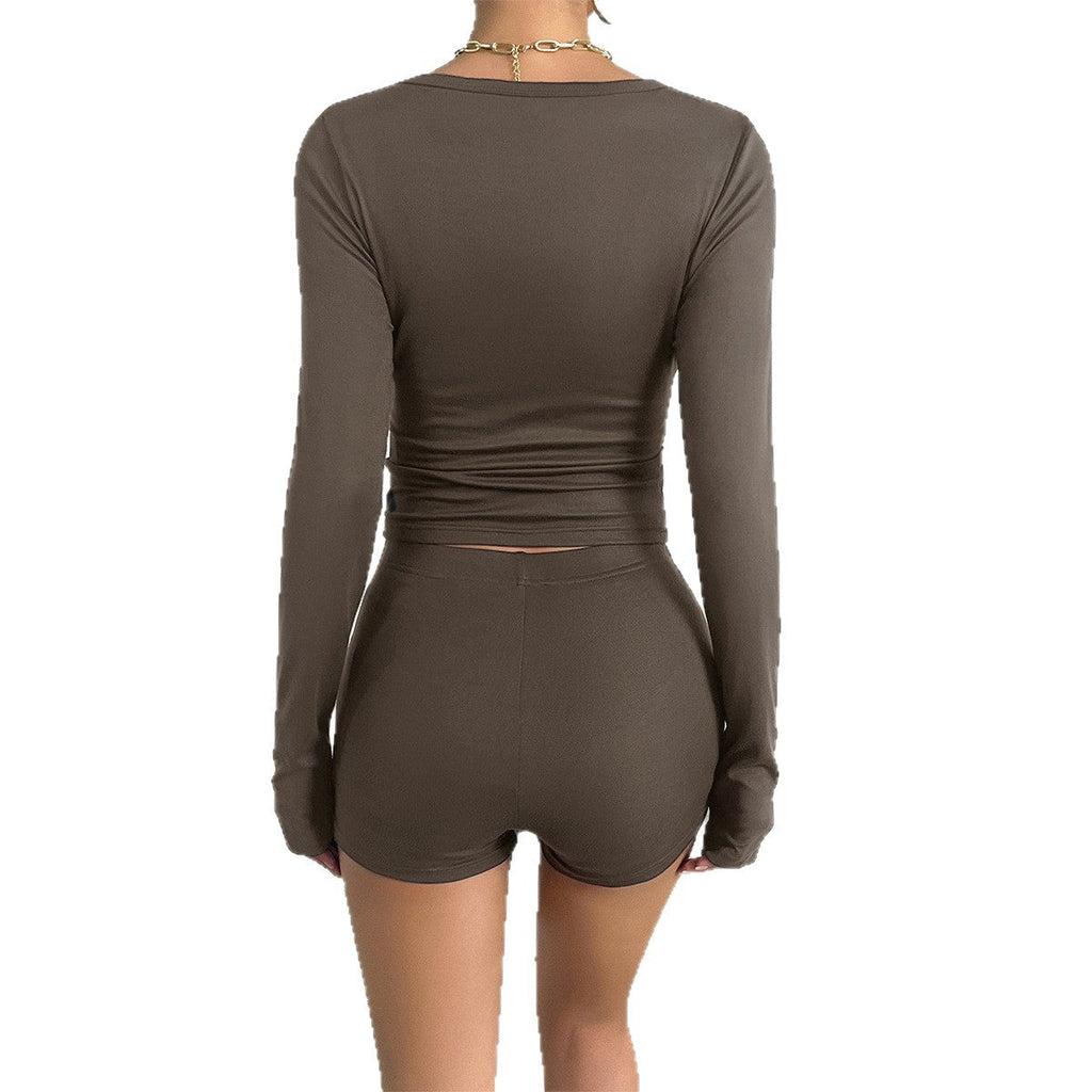 Sports style long sleeved T-shirt shorts set for women