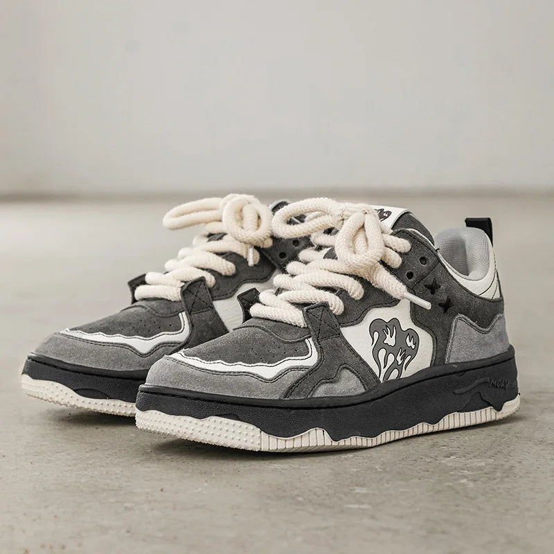 Women Shoes Men Retro Hip-hop Punk Goth  Volcano Skateboard Shoes Fashion Sneakers Couple Students Outdoor Sports Casual Shoe